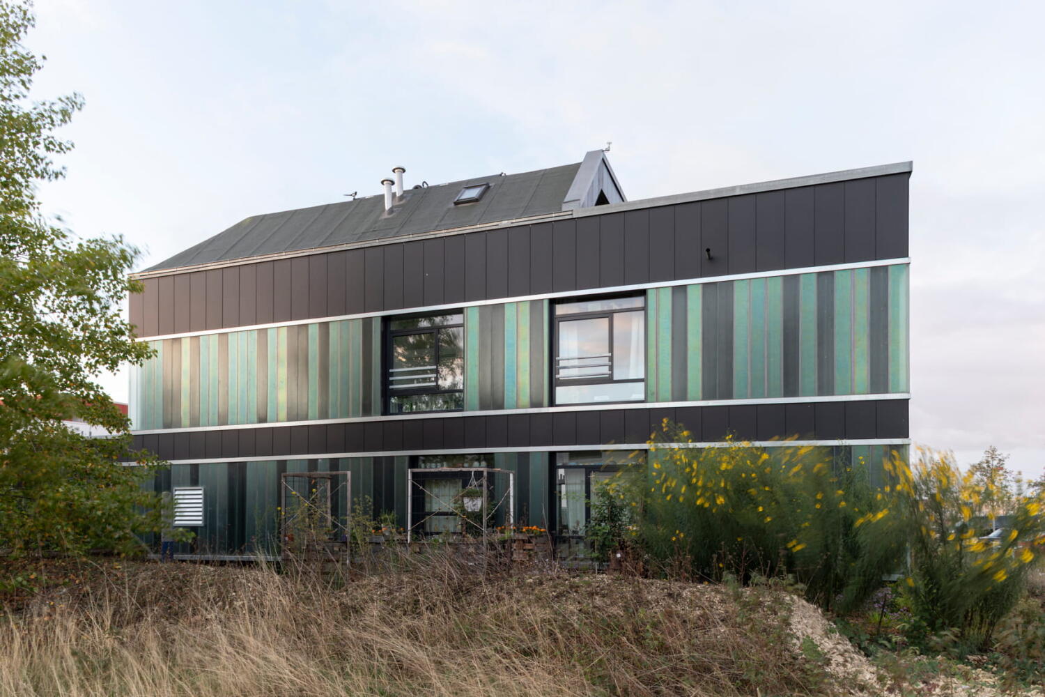 Das Recyclinghaus setzt auf recyclingfähige Bauprodukte von Cityförster architecture + urbanism in Hannover