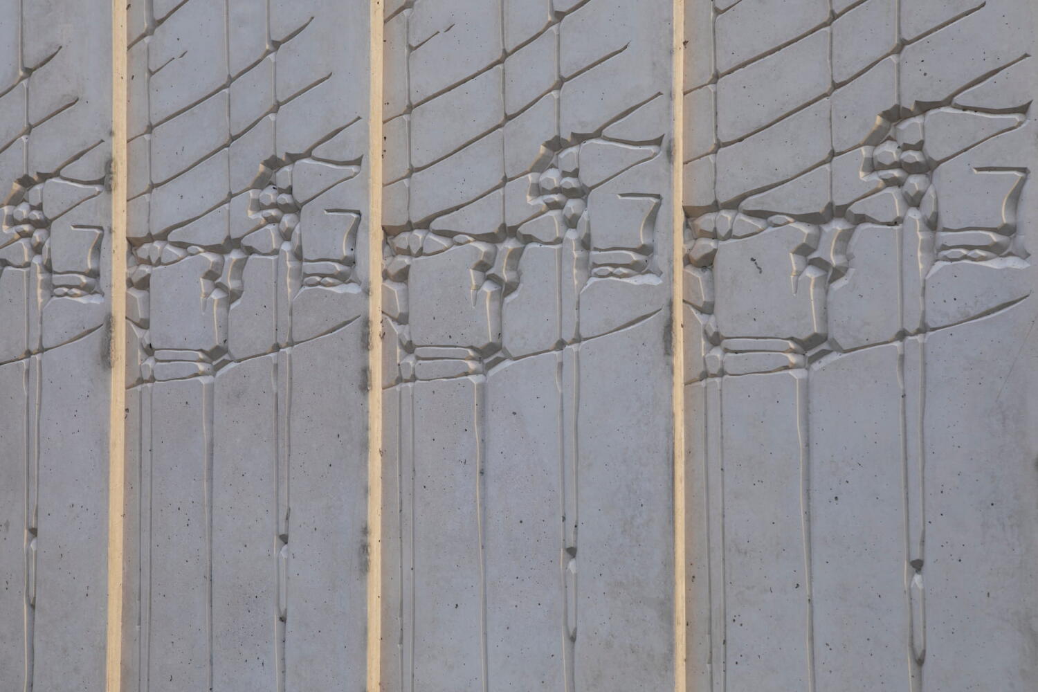 Die Fassade ist dekoriert mit stark vergrößerten Fragmenten architektonischer Skizzen in Reliefform. Tchoban Foundation-Museum für Architekturzeichnung von Tchoban Voss Architekten in Berlin.