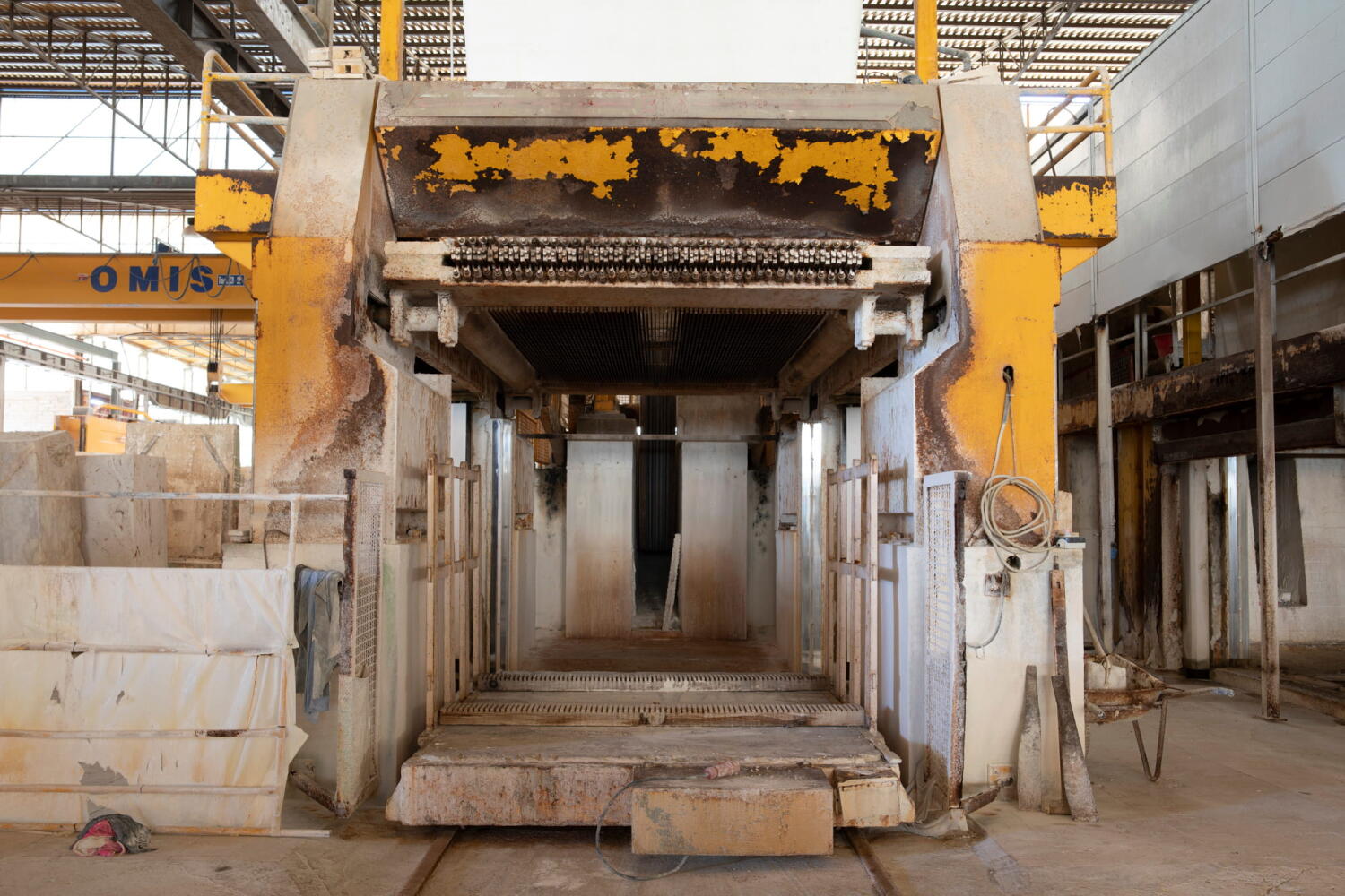 Maschine zum Schneiden von Travertin